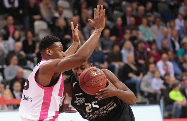 上保持着统 上保持着统